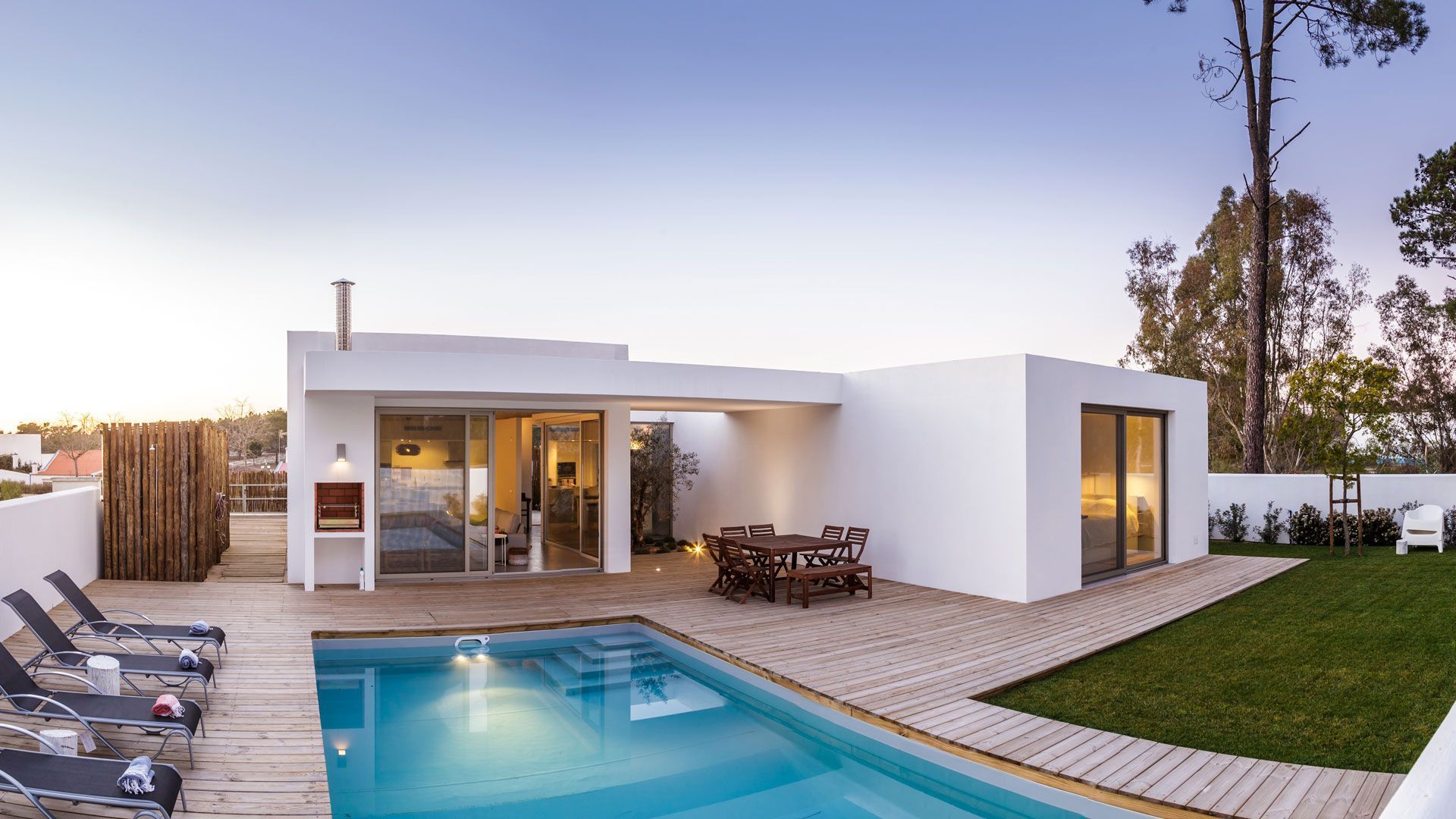 Casa unifamiliar con piscina